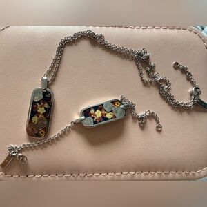 Cacharel Floral Pendant Silver Necklace and bracelet